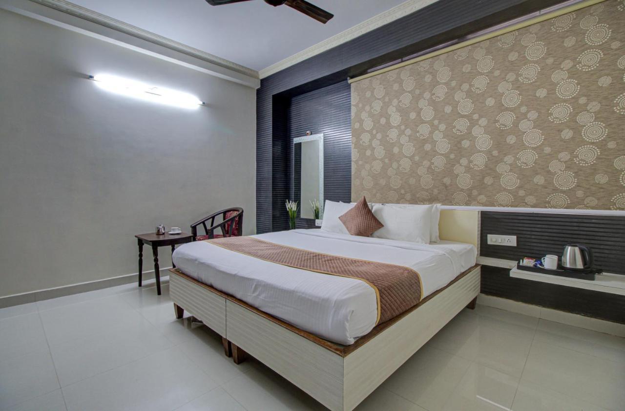 Hotel Royal Classio, بنغالور المظهر الخارجي الصورة