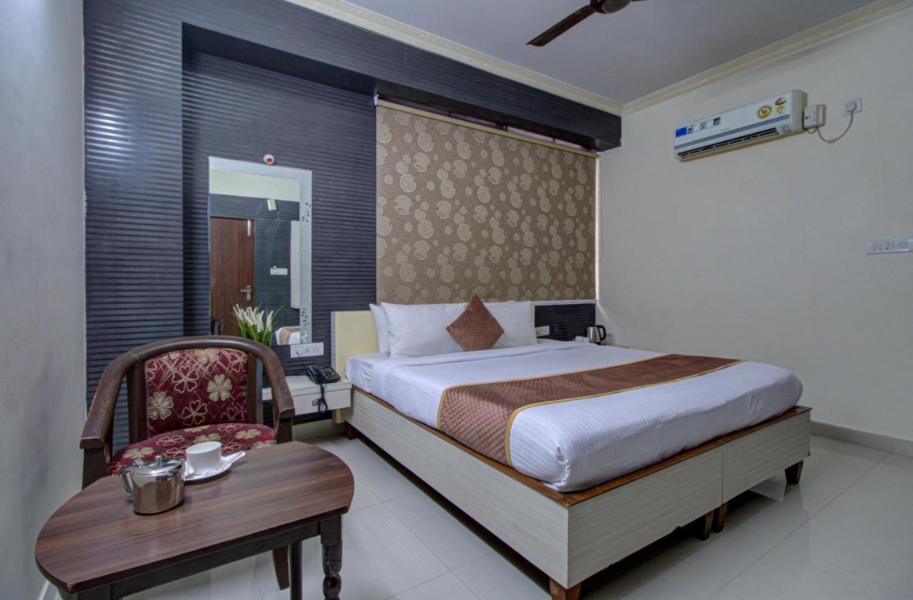 Hotel Royal Classio, بنغالور المظهر الخارجي الصورة