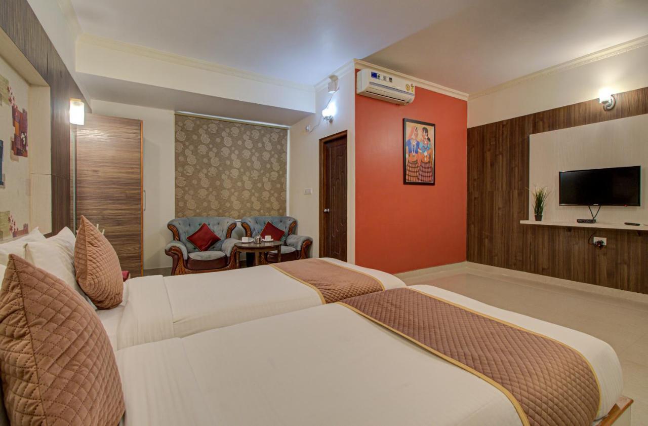Hotel Royal Classio, بنغالور المظهر الخارجي الصورة