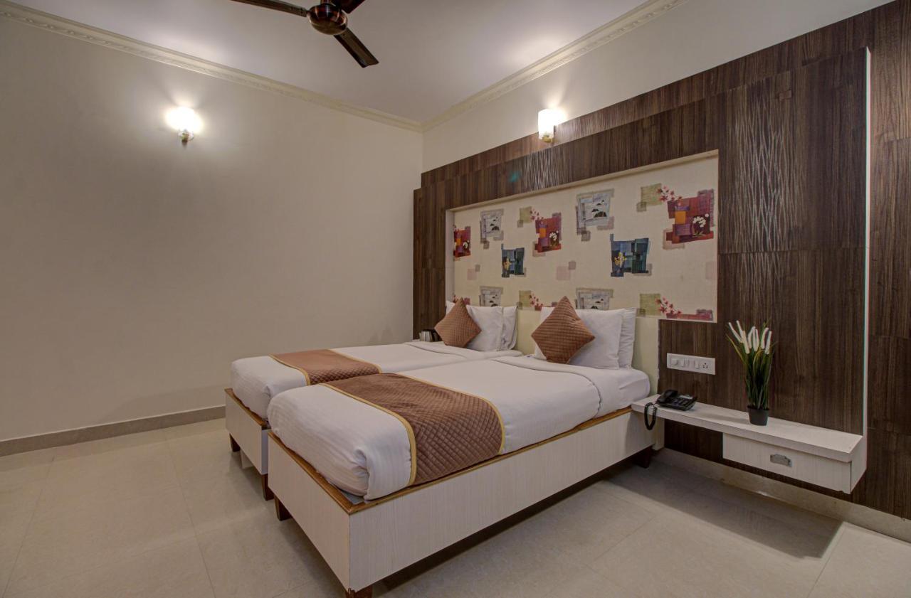 Hotel Royal Classio, بنغالور المظهر الخارجي الصورة